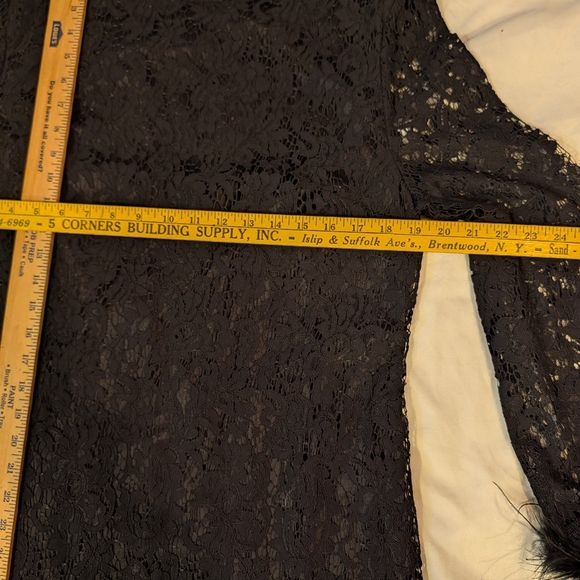 Dressy NWT Cache Sz L Black Lace Dress with Feather Cuffs - Picture 14 of 16